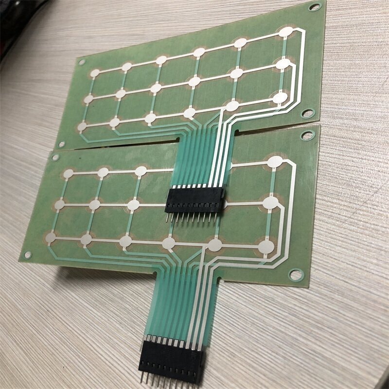 0.125mm Glossy PET Material Membrane Switch Keyboard Circuit with 3M467 Adhesive 2NO for Vending Machine Application